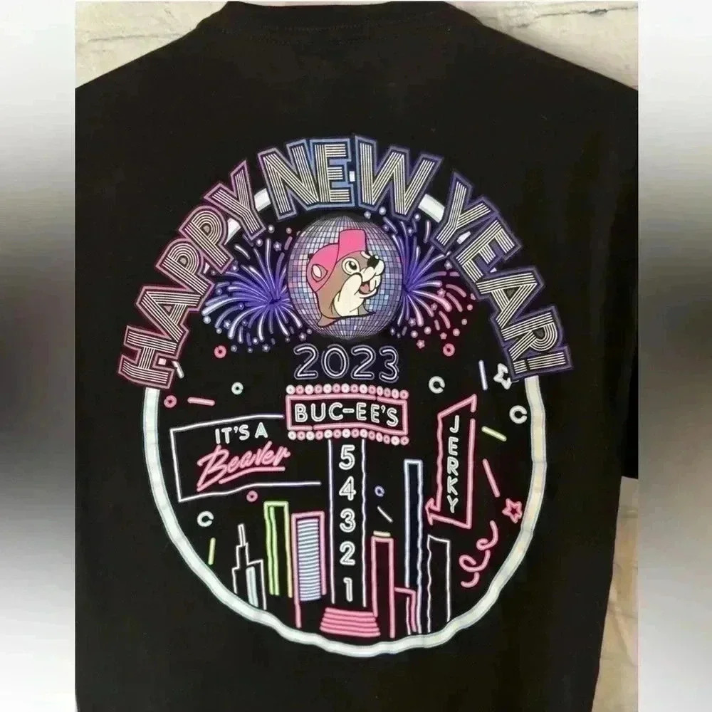 Buc-ee's T Shirt Adult L Black Happy New Year 2023 Short Sleeve Crew Neck beaver - Picture 3 of 15